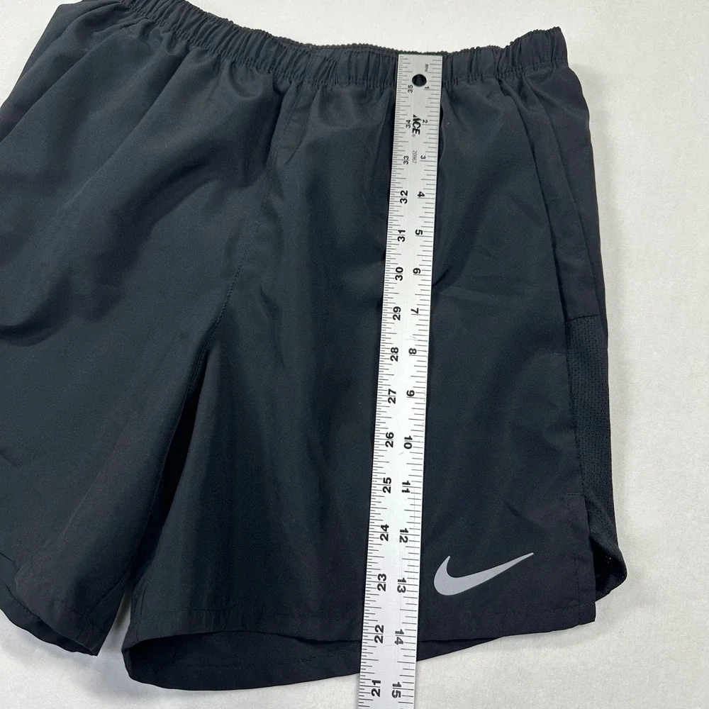 Nike Challenger Running Shorts L Black Lined Pockets Athletic Gym Training Sz S
